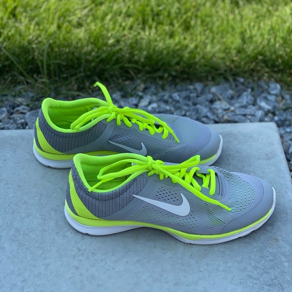 Nike Training Shoes - Picture 10 of 11
